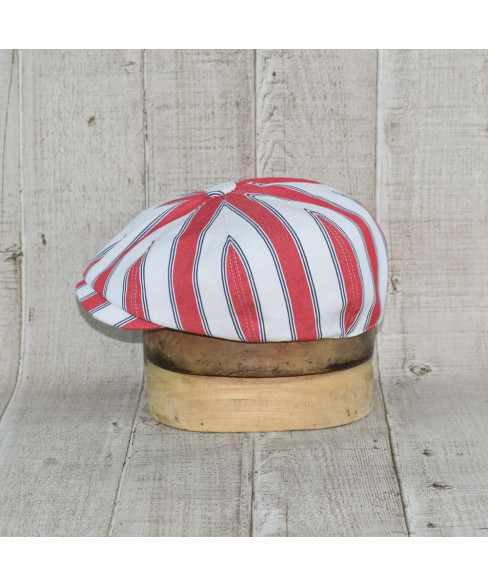 Sapca Model Newsboy Peaky Blinders Doch Alb Cu Dungi Rosu Si Bleumarin 